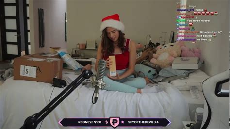 pokimane dildo|Pokimane Masturbating Dildo Porn Videos 